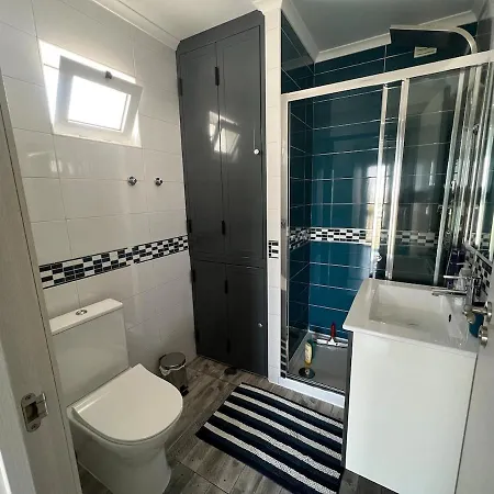 Casa Rooftop Jacuzzi And Magnificent Sea View Διαμέρισμα Αλμπουφέιρα